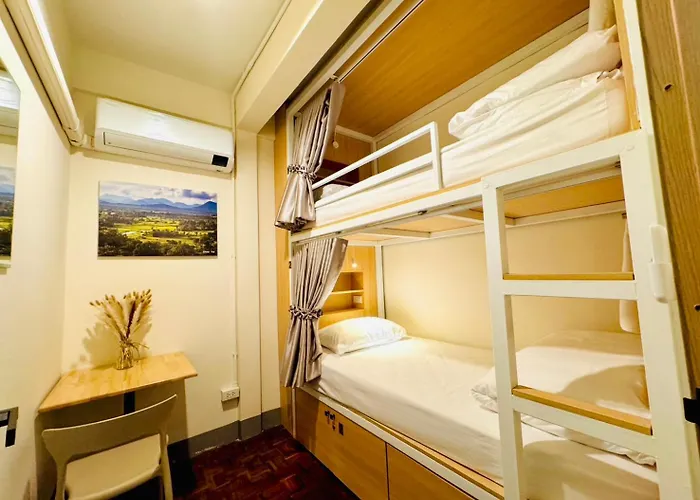 Charming Hostel *