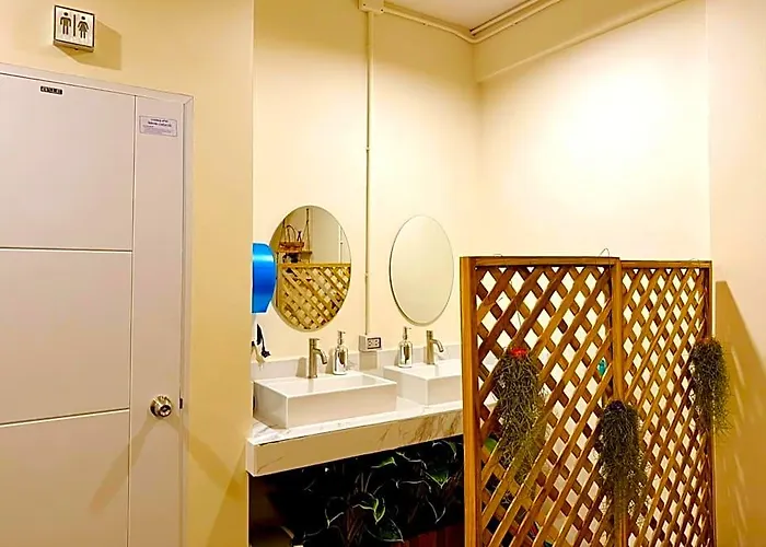Charming Hostel *